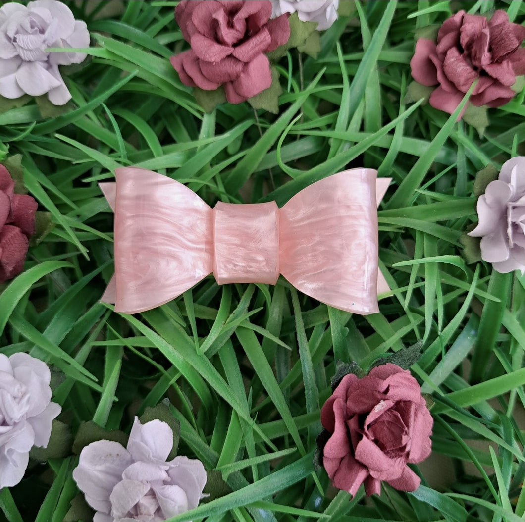 Baby Pink Marble Bow Tie Brooch