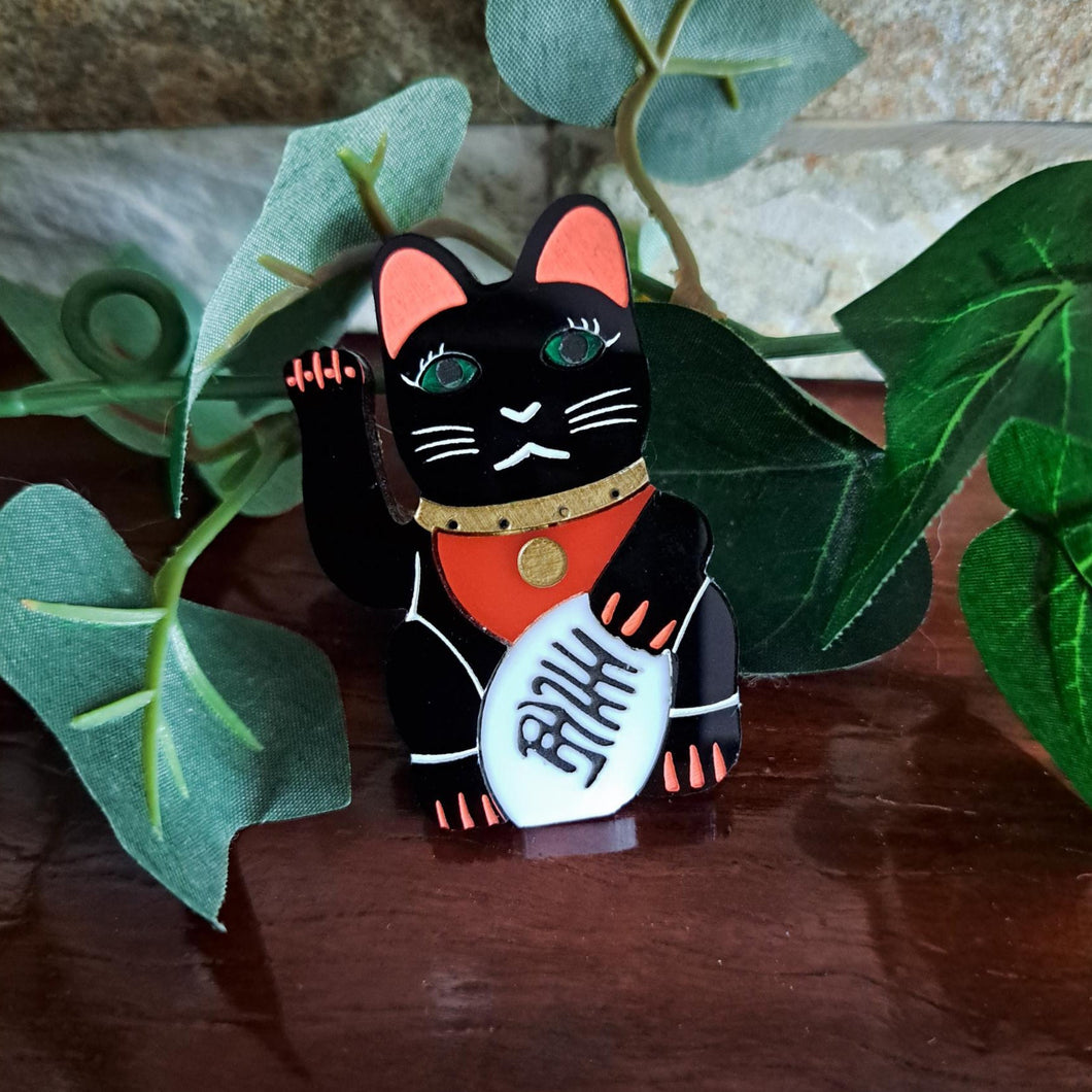 Maneki-Neko Lucky Cat Brooch