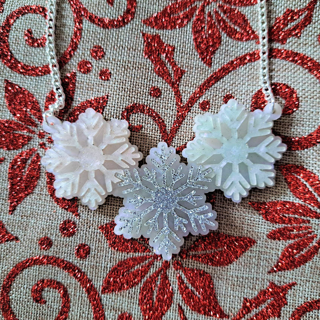 Pale Glitter snowflake necklace