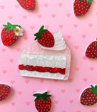 Load image into Gallery viewer, Berry Special Cake Brooch
