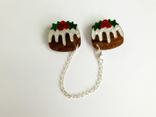 Load image into Gallery viewer, Christmas Pudding Cardi Clips - red-brown glimmer
